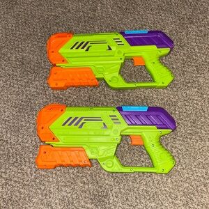 Adventure Force Water Strike Storm Drencher water blasters